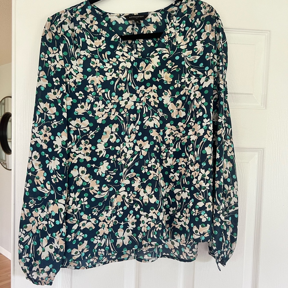 Banana Republic Green Floral Relaxed Blouse